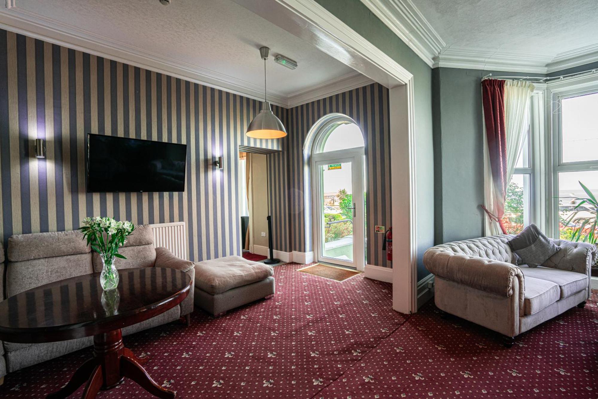 เดอะ เซ็นทรัล โฮเทล - แลนดัดโน Hotel ลันดิดโน ภายนอก รูปภาพ