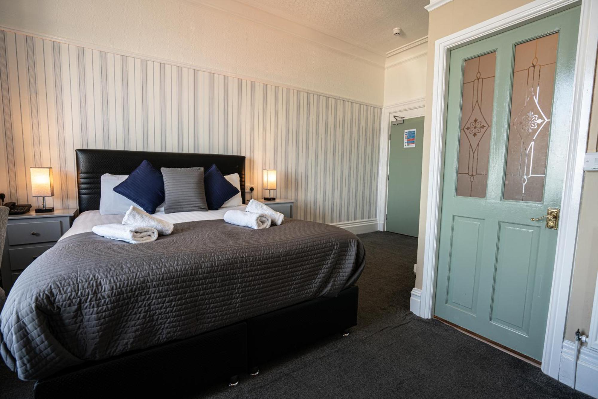 เดอะ เซ็นทรัล โฮเทล - แลนดัดโน Hotel ลันดิดโน ภายนอก รูปภาพ